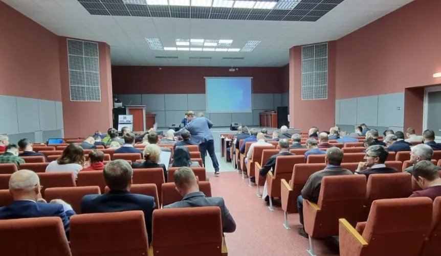 ГК «ПЛМ Урал» презентовала отечественное решение для программирования различных видов обработки на станках с ЧПУ и роботах для машиностроительных предприятий Беларуси